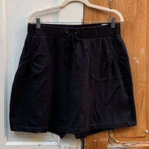 Susan Graver black skirt Size Small